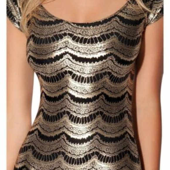 Authentic Black Milk Lashes Gold Cap Sleeve - Picture 3 of 7